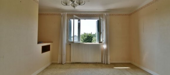 3 bedrooms House in Le Pechereau, France No. 259960 8