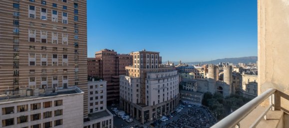 9 bedrooms Apartment in Genoa, Italy No. 184905 11