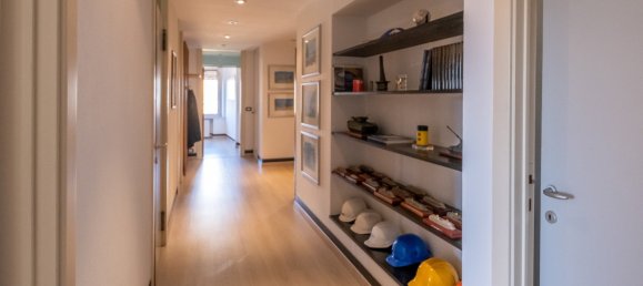 9 bedrooms Apartment in Genoa, Italy No. 184905 13