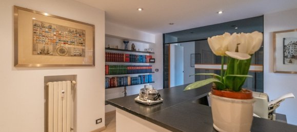 9 bedrooms Apartment in Genoa, Italy No. 184905 23