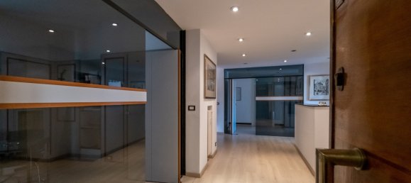 9 bedrooms Apartment in Genoa, Italy No. 184905 18