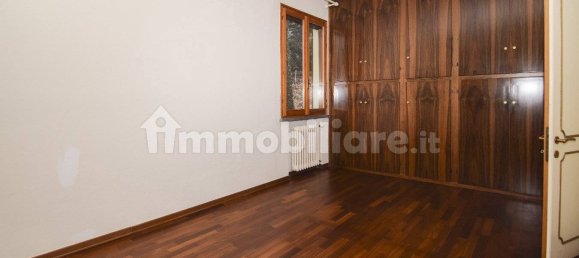 5 bedrooms Villa in Quattro Castella, Italy No. 273938 7
