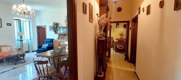 5 rooms Apartment in Imperia, Italy No. 137760 9