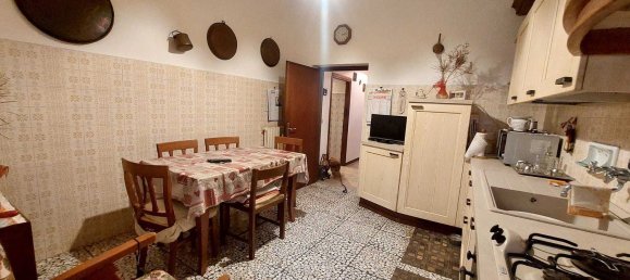 5 rooms Apartment in Imperia, Italy No. 137760 25