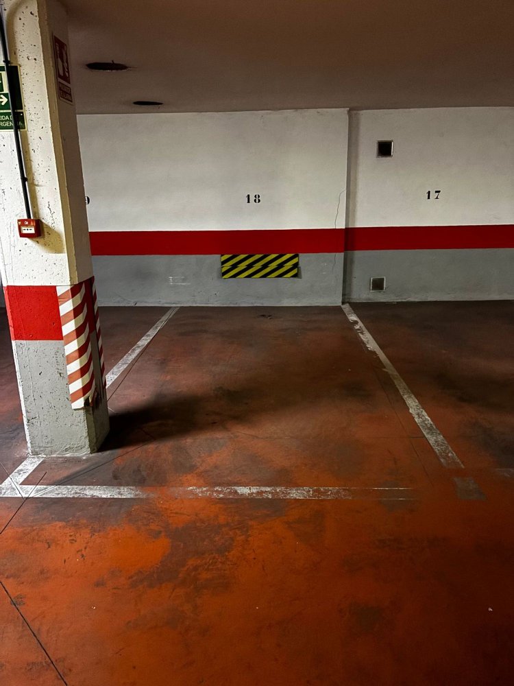 10m² Garage in Madrid, Spain No. 157905