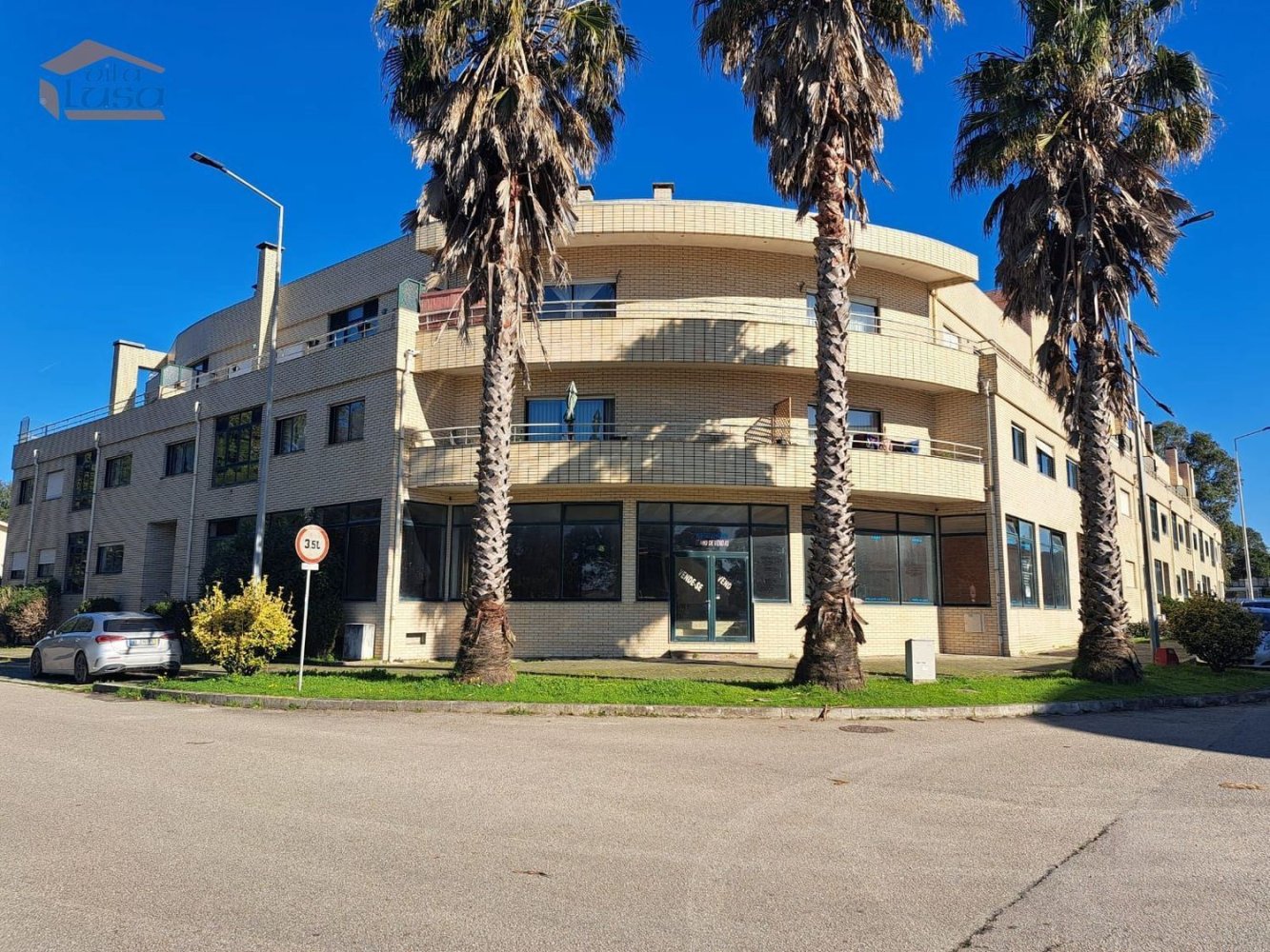 Gewerbliche Immobilie in Madalena, Portugal 607m², Nr. 254009