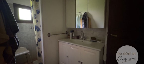 2 bedrooms House in Saint-Mesmin, France No. 64107 13