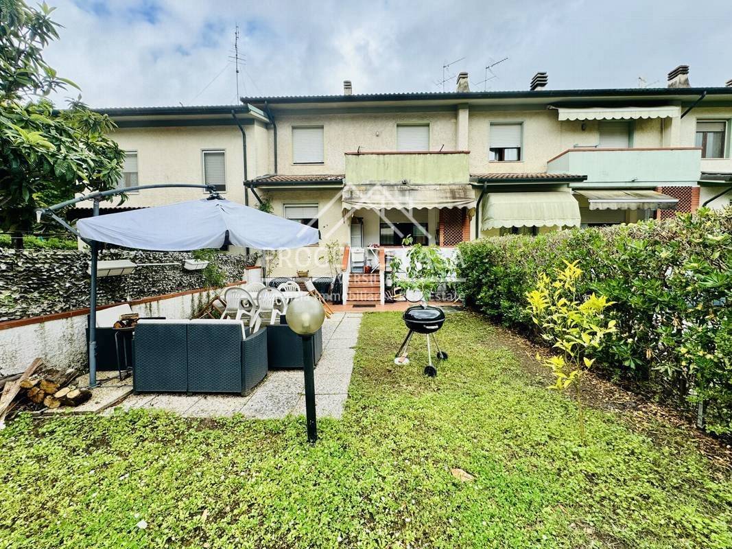 3 Schlafzimmer Haus in Viareggio, Italy, Nr. 332535