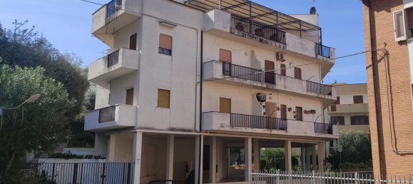 Apartamento de 3 habitaciónes en Rodi Garganico, Italy No. 35420 3