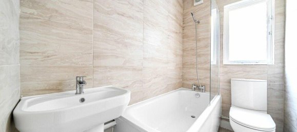 2 bedrooms Apartment in London, United Kingdom No. 7684 11