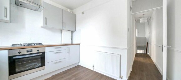 2 bedrooms Apartment in London, United Kingdom No. 7684 8