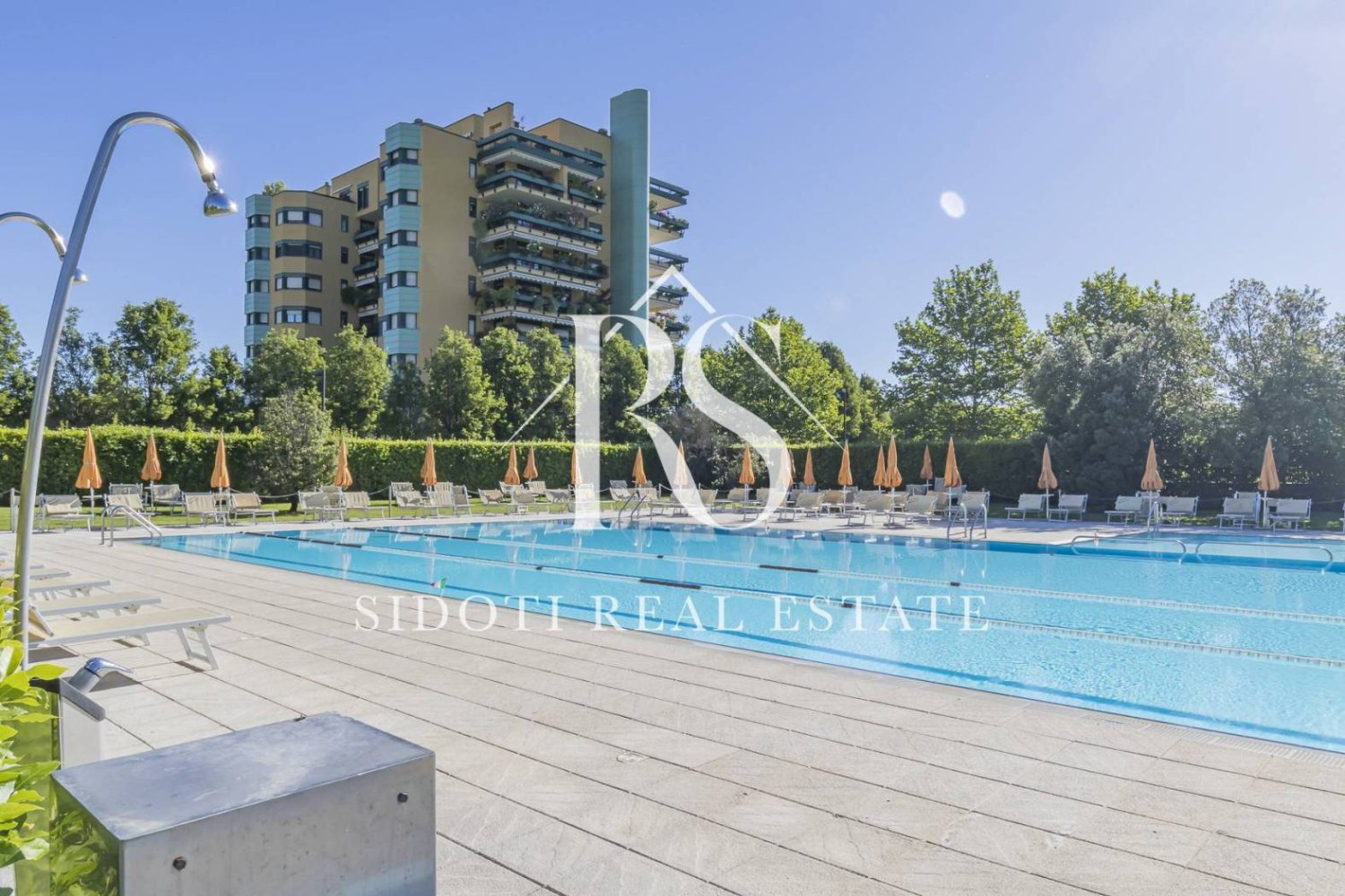 Квартира с 3 спальнями в Пьольтелло, Италия № 2574