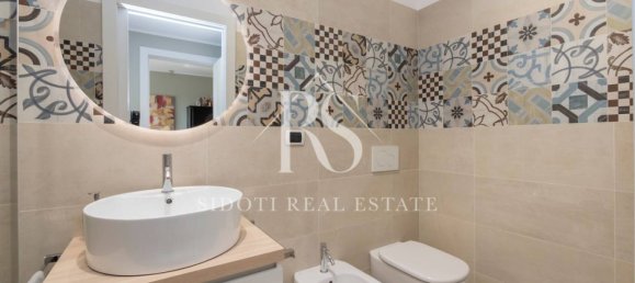 Квартира с 3 спальнями в Пьольтелло, Италия № 2574 46