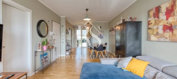 Квартира с 3 спальнями в Пьольтелло, Италия № 2574 22