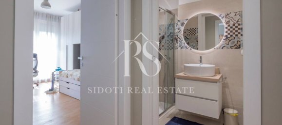 Квартира с 3 спальнями в Пьольтелло, Италия № 2574 48