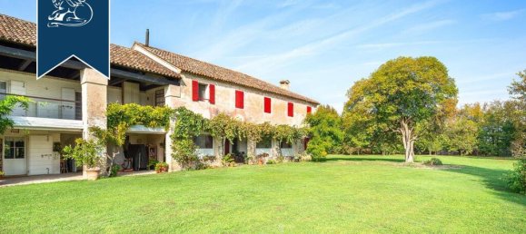 900m² Commercial property in Roncade, Italy No. 57741 11