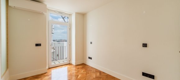 4 bedrooms Penthouse in Lisbon, Portugal No. 202725 28