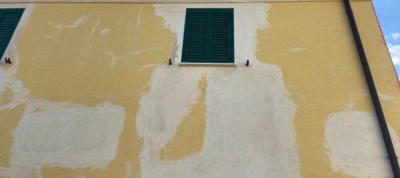 Дом с 5 комнатами в Пенне, Италия № 79938 6