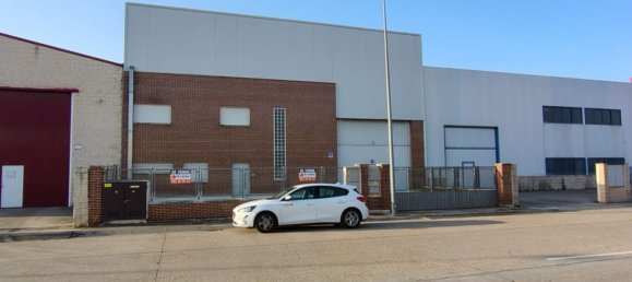 Lagerhaus in Aldeamayor de San Martin, Spain 675m², Nr. 150071 4