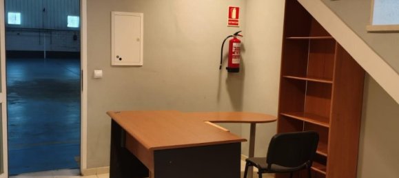 Lagerhaus in Aldeamayor de San Martin, Spain 675m², Nr. 150071 17