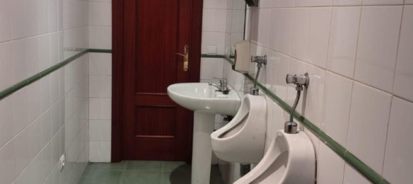 Lagerhaus in Aldeamayor de San Martin, Spain 675m², Nr. 150071 24