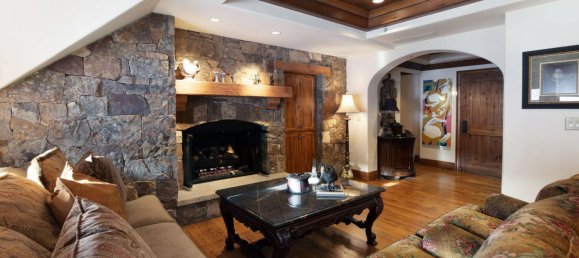 3 bedrooms Cafe / restaurant in Avon, USA No. 57 7