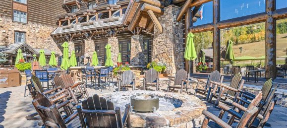 3 bedrooms Cafe / restaurant in Avon, USA No. 57 27