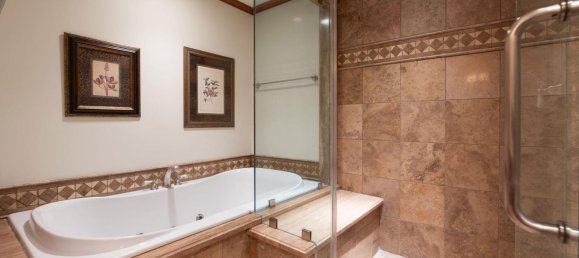 3 bedrooms Cafe / restaurant in Avon, USA No. 57 16