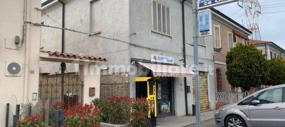 Дом с 5 спальнями в Феррара, Италия № 292657 25