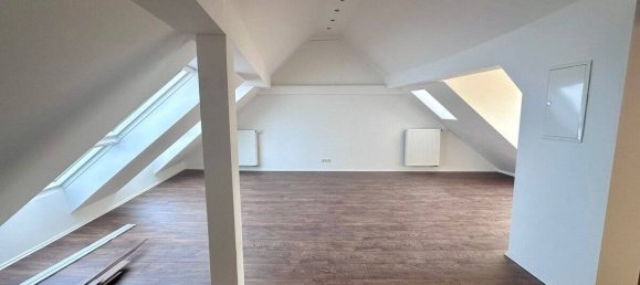 Квартира с 2 комнатами в Баден-Вюртемберг, Германия № 16214 7