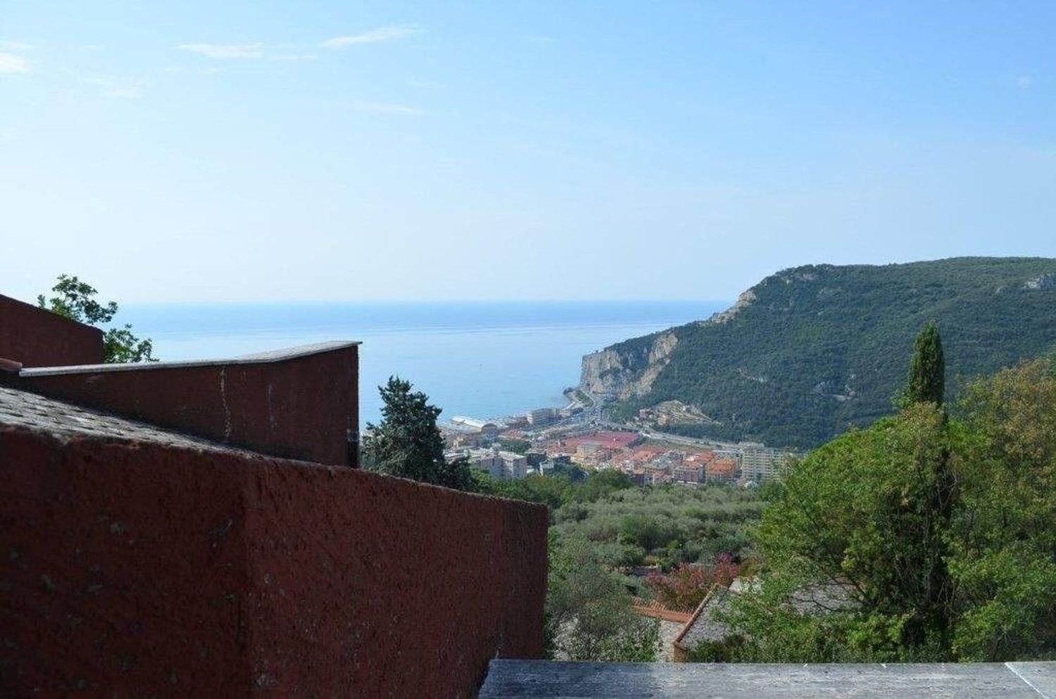 Casa de 5 divisões em Finale Ligure, Italy N.º 231298