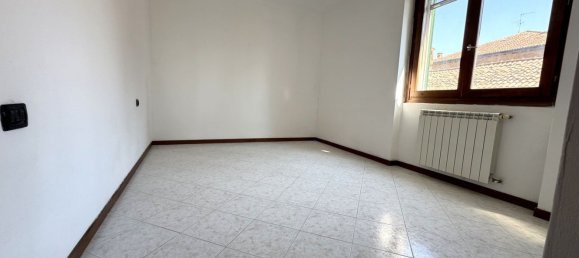 2 rooms Apartment in Carugate, Italy No. 59660 17