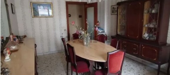 4 rooms Apartment in Naples, Italy No. 114739 11