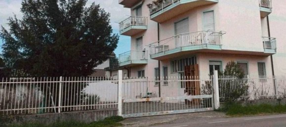 3 rooms Apartment in Meda, Italy No. 7713 13