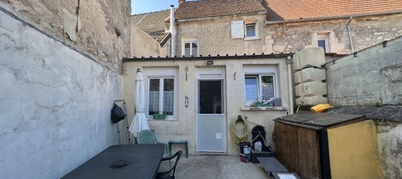 4 bedrooms Townhouse in Neuilly-Saint-Front, France No. 88331 14