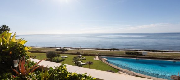 Apartamento de 3 dormitorios en Estepona, Spain No. 136673 18
