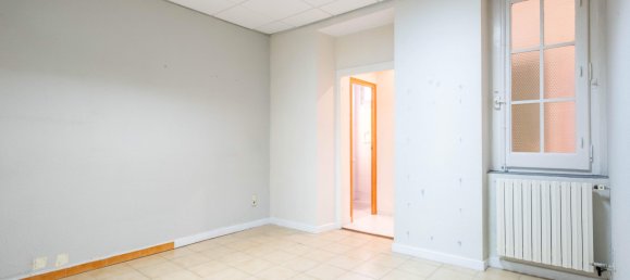 4 bedrooms Apartment in Zaragoza, Spain No. 61382 5