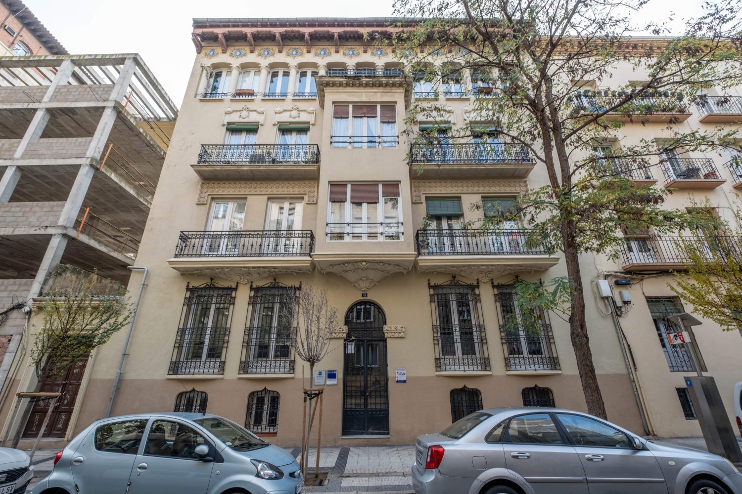 4 bedrooms Apartment in Zaragoza, Spain No. 61382