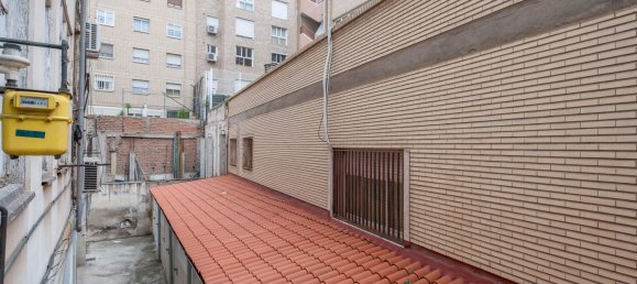 4 bedrooms Apartment in Zaragoza, Spain No. 61382 27