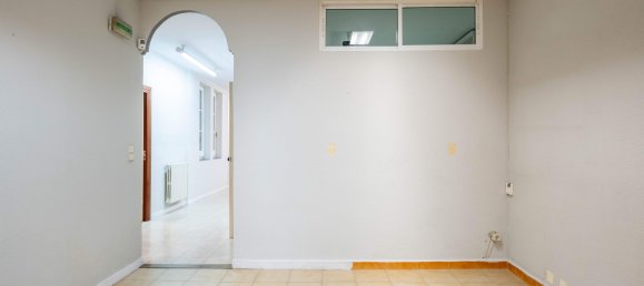 4 bedrooms Apartment in Zaragoza, Spain No. 61382 19