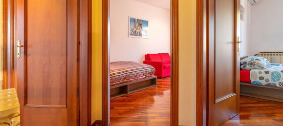 6 rooms Villa in Ivrea, Italy No. 53220 20