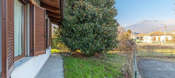 6 rooms Villa in Ivrea, Italy No. 53220 38