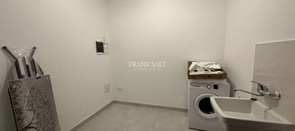 3 bedrooms Apartment in Kirkop, Malta No. 8177 16