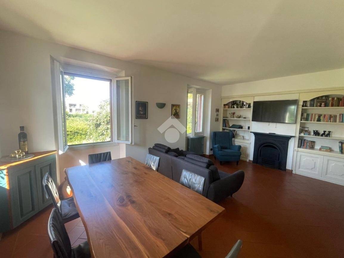 3 bedrooms Apartment in Monza, Italy No. 367074