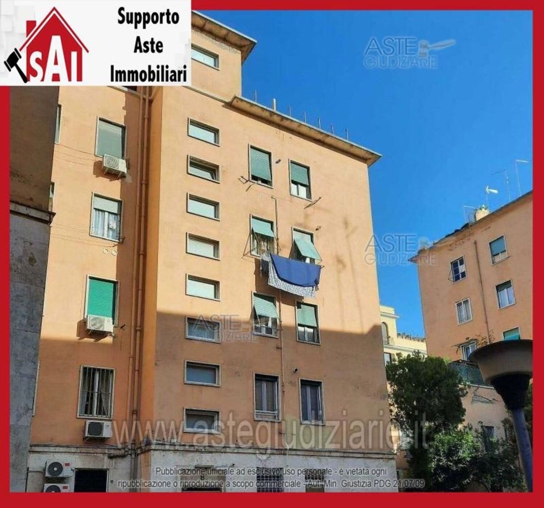 5 bedrooms Apartment in Rome, Italy No. 330867