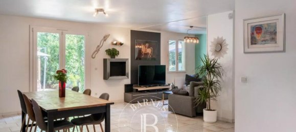 3 bedrooms Villa in Roquefort-les-Pins, France No. 343538 5