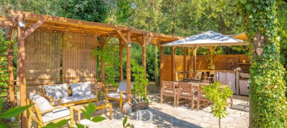 3 bedrooms Villa in Roquefort-les-Pins, France No. 343538 2