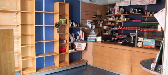 2-Zimmer Gewerbliche Immobilie in Calci, Italy, Nr. 155337 6