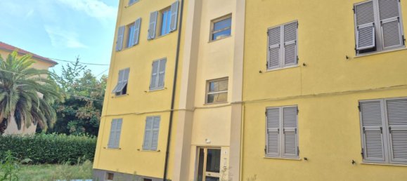 4 bedrooms Apartment in La Spezia, Italy No. 353116 2