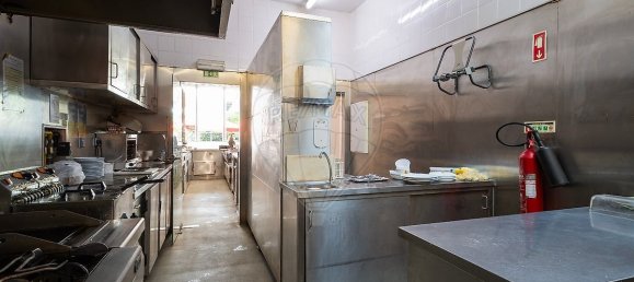 Gewerbliche Immobilie in Lisbon, Portugal, Nr. 250680 7